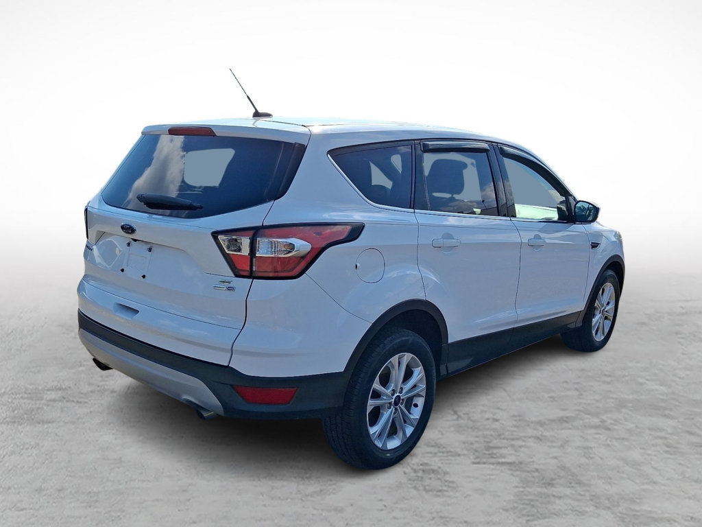 Used 2017 Ford Escape SE AWD/4WD image 5