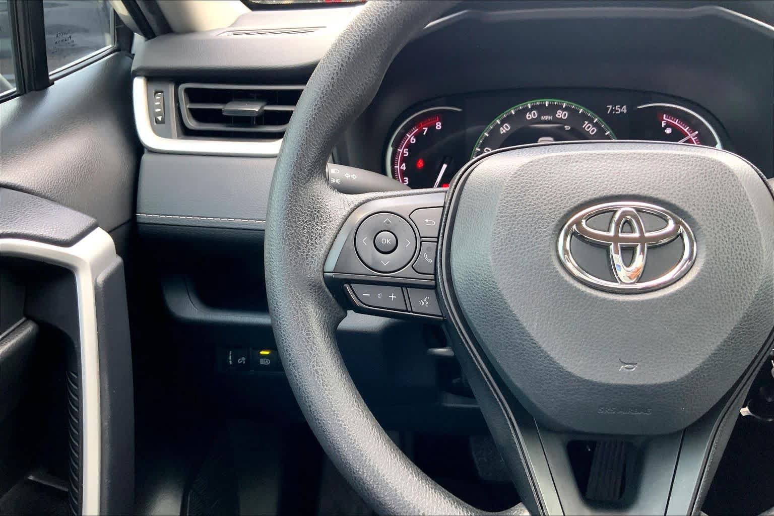 Used 2025 Toyota RAV4 LE FWD image 23