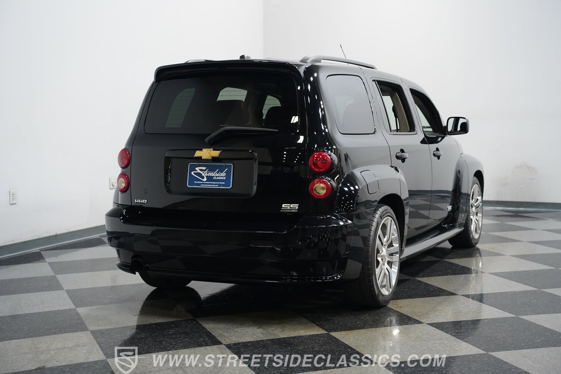 Used 2008 Chevrolet HHR SS FWD image 11