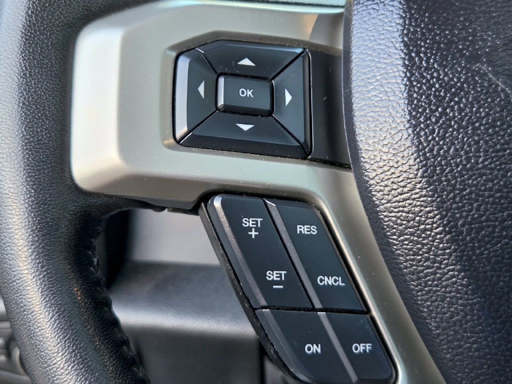Used 2020 Ford F150 Lariat w/ Equipment Group 502A Luxury AWD/4WD image 25