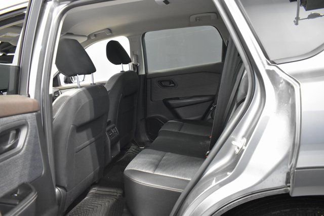 Used 2021 Nissan Rogue S image 27