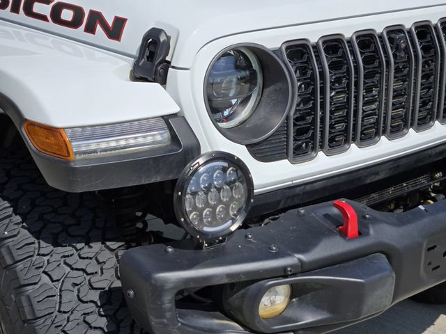 Certified 2026 Jeep Wrangler Unlimited Rubicon AWD/4WD image 9