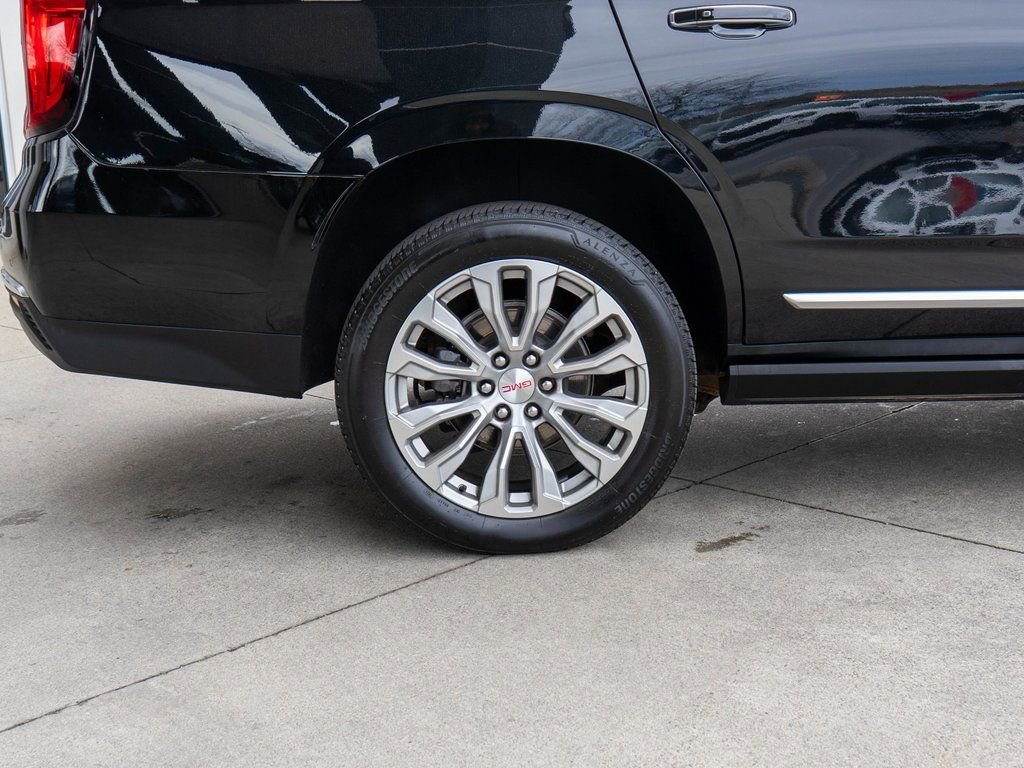 Used 2024 GMC Yukon Denali AWD/4WD image 38