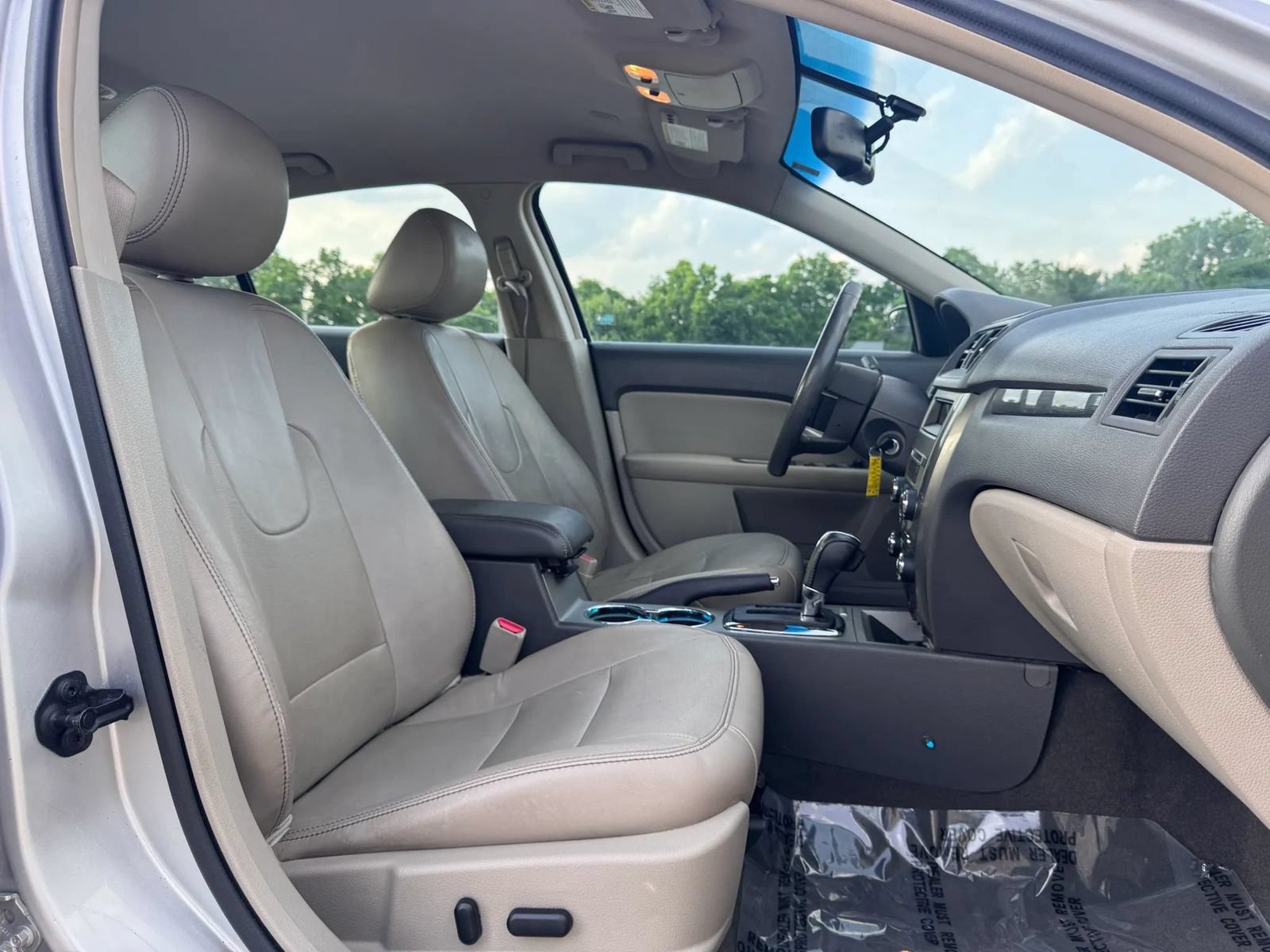 Used 2011 Ford Fusion SEL FWD image 21