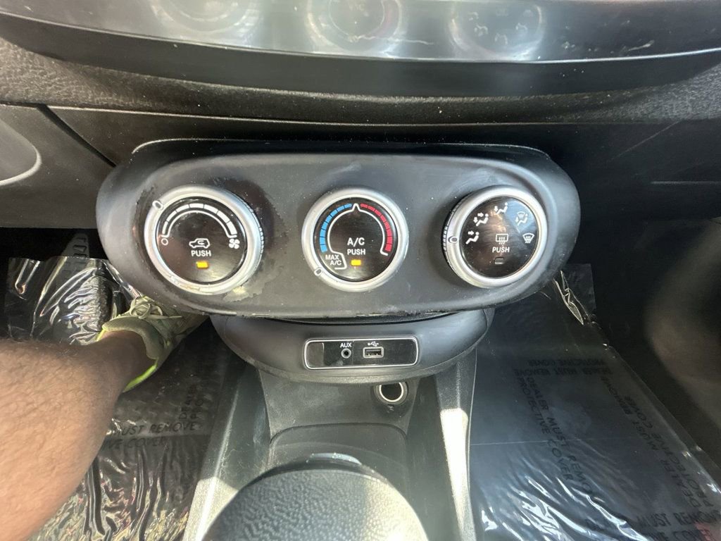 Used 2017 FIAT 500X Pop image 18