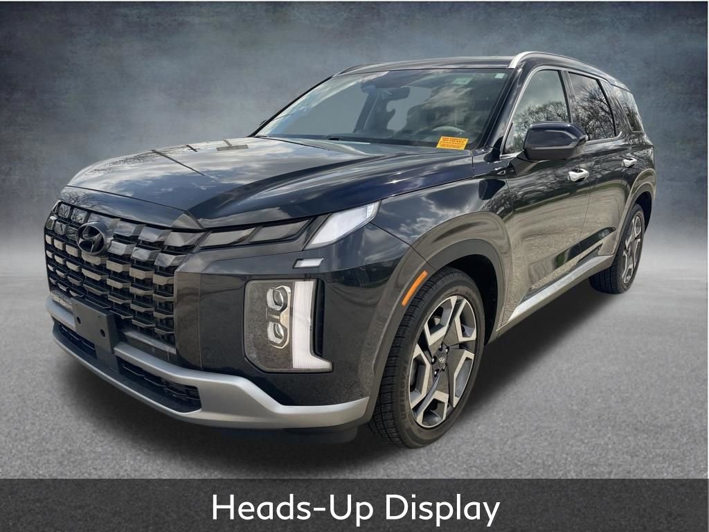 Used 2023 Hyundai Palisade Limited w/ Cargo Package AWD/4WD image 4