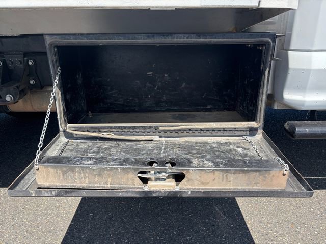 Used 2019 Ford F550 2WD Regular Cab Super Duty image 25