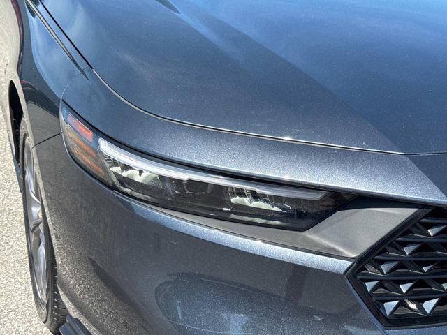 Used 2024 Honda Accord EX image 11