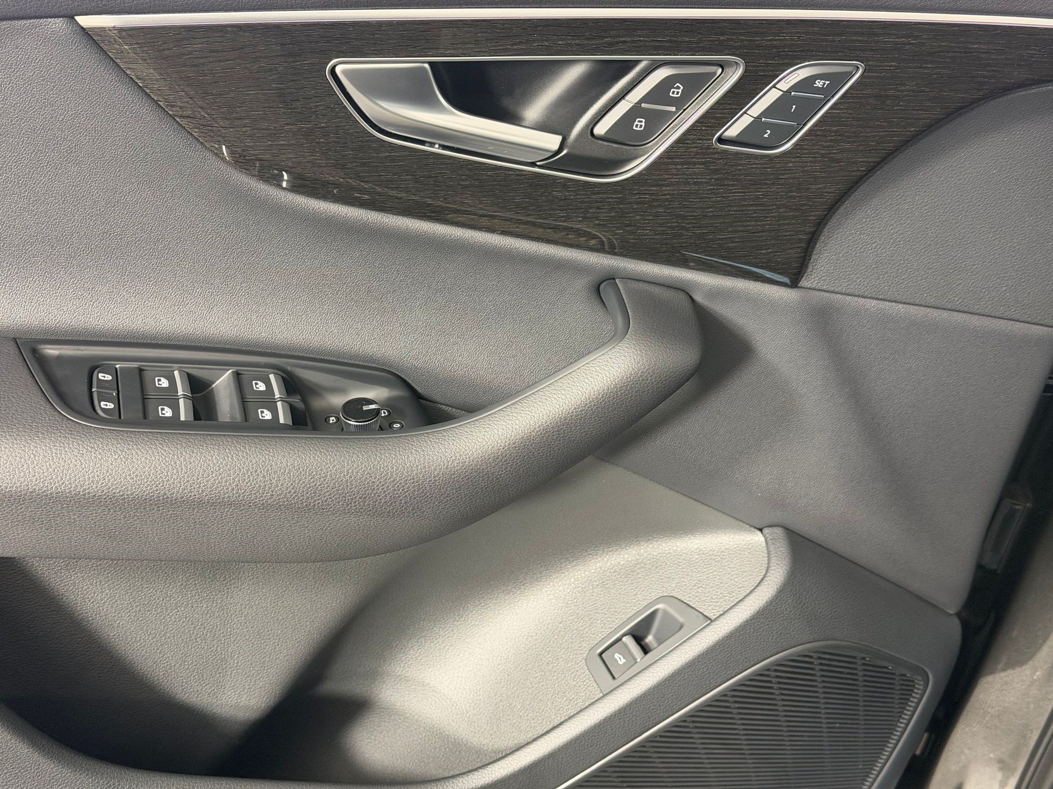New 2026 Audi Q7 2.0T Premium AWD/4WD image 14