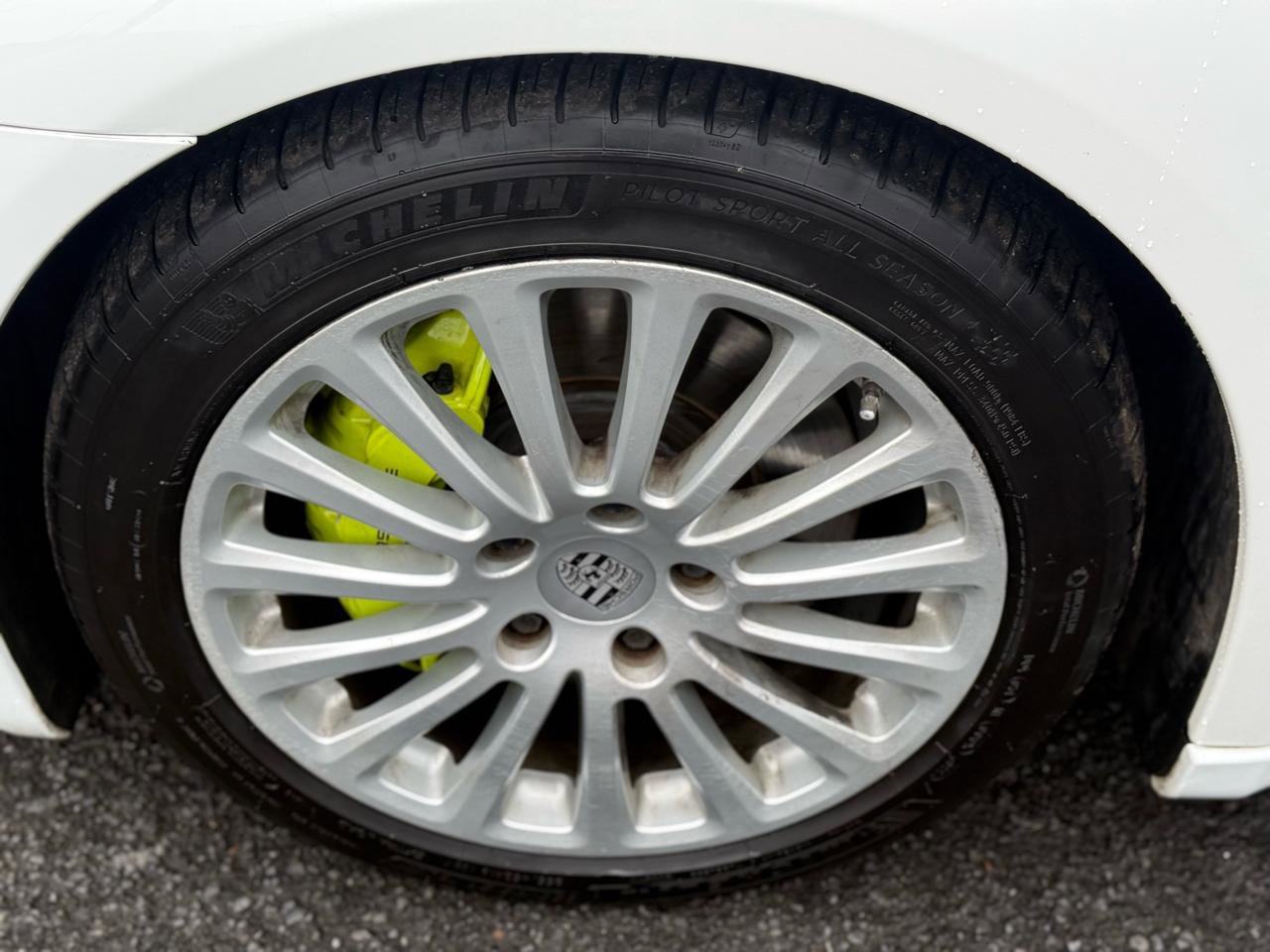 Used 2014 Porsche Panamera S image 12