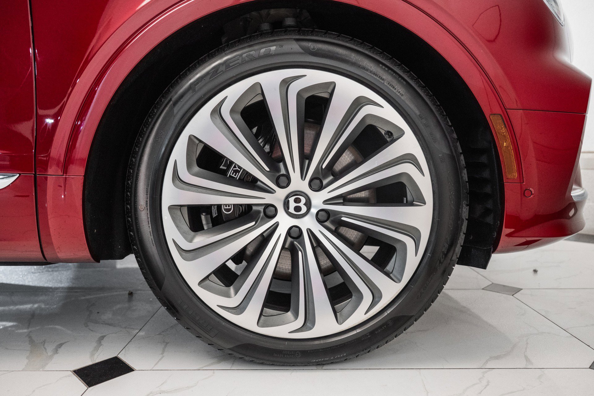 New 2025 Bentley Bentayga image 18