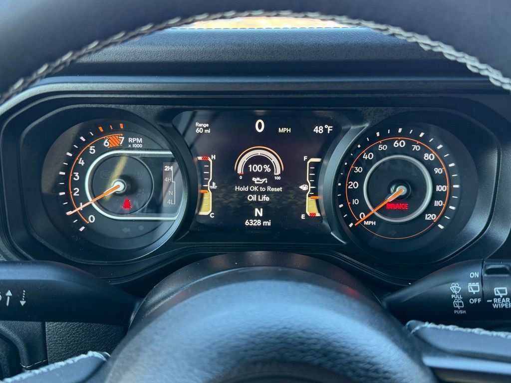 Used 2025 Jeep Wrangler Rubicon w/ Steel Bumper Group image 17