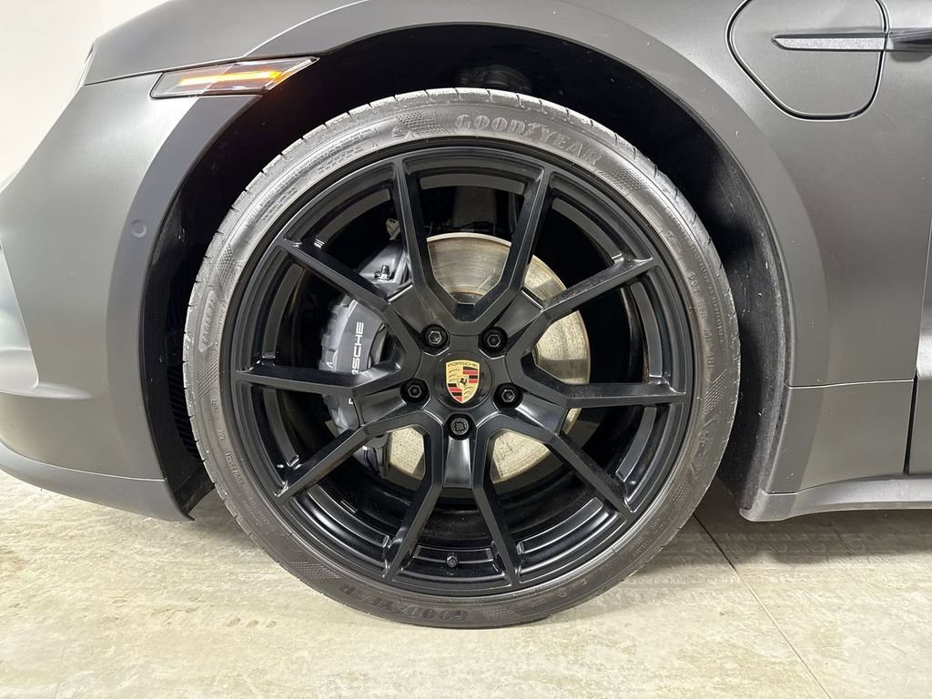 Certified 2025 Porsche Taycan image 13