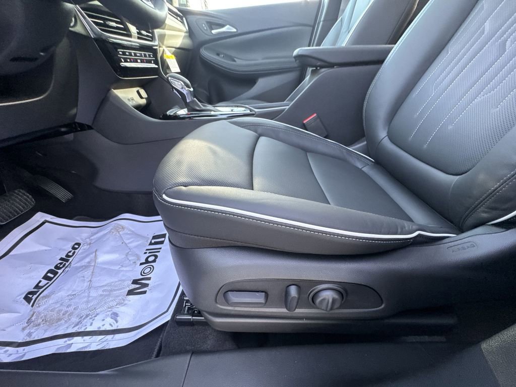 New 2026 Buick Encore GX Avenir w/ Avenir Technology Package image 12
