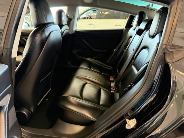Used 2018 Tesla Model 3 Mid Range RWD image 19