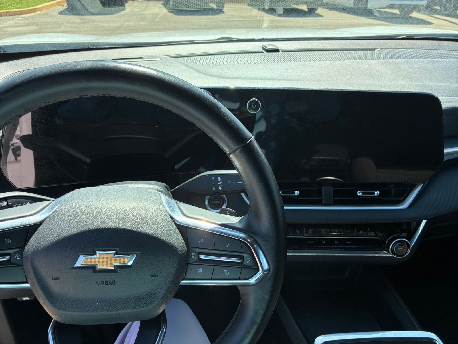 Used 2025 Chevrolet Equinox LT AWD/4WD image 33