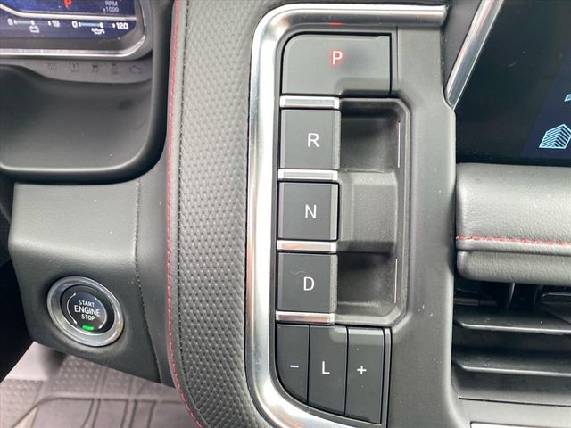 Used 2022 Chevrolet Tahoe RST w/ Luxury Package image 12