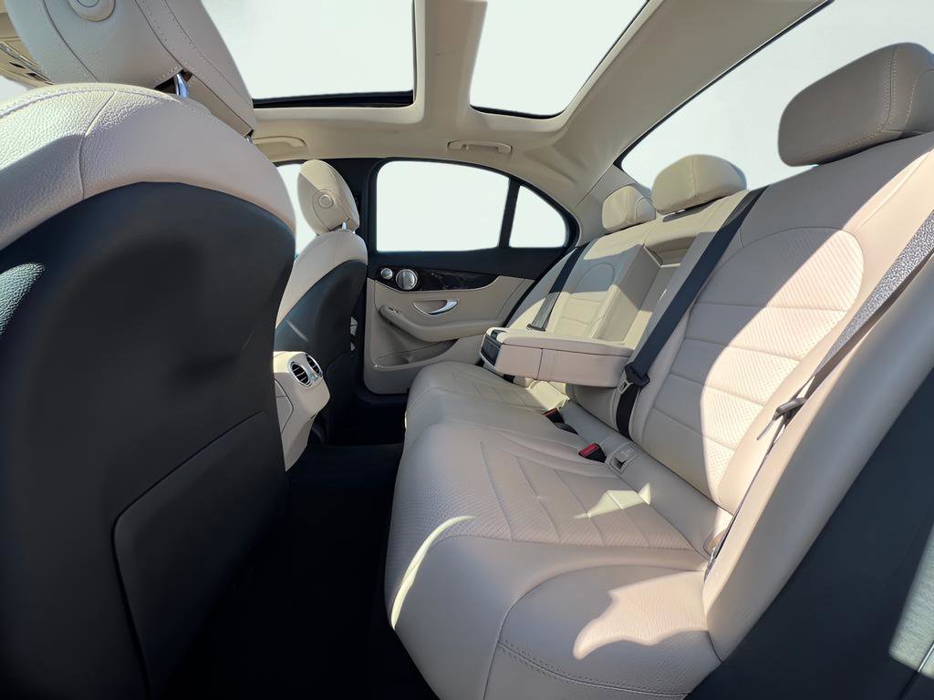 Used 2018 Mercedes-Benz C 300 4MATIC Sedan image 21