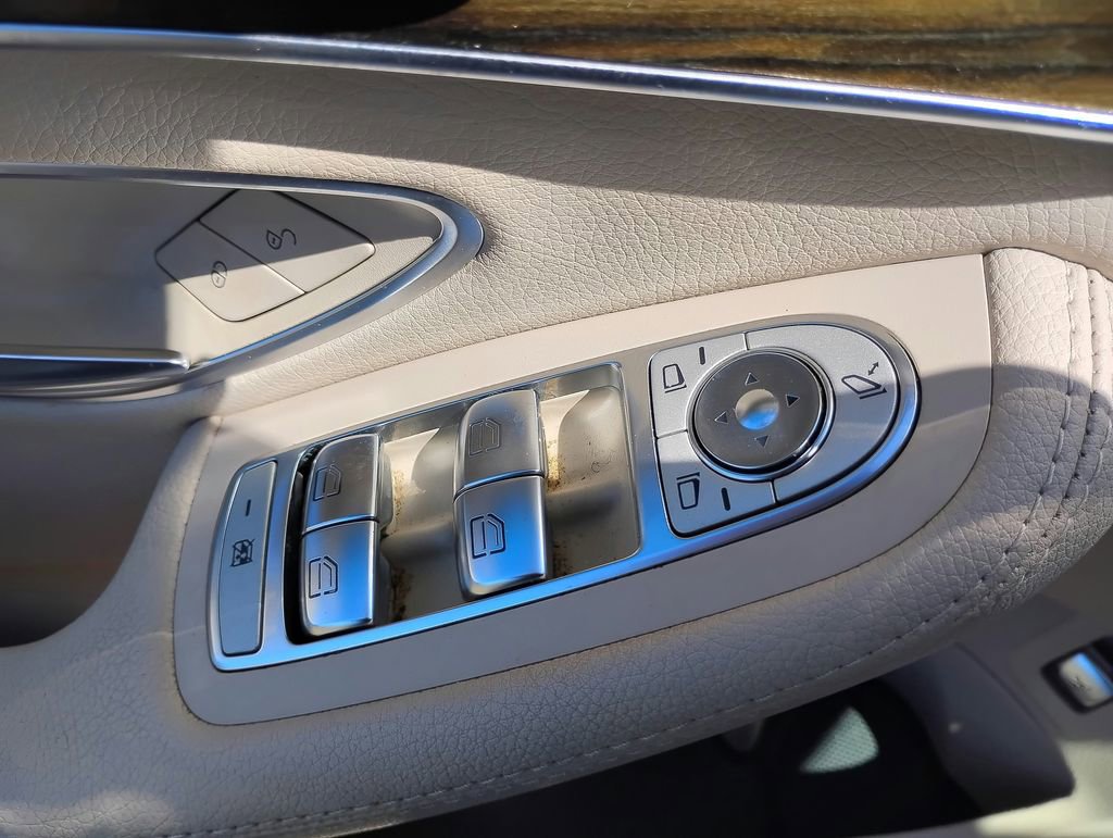 Used 2018 Mercedes-Benz C 300 Sedan image 16