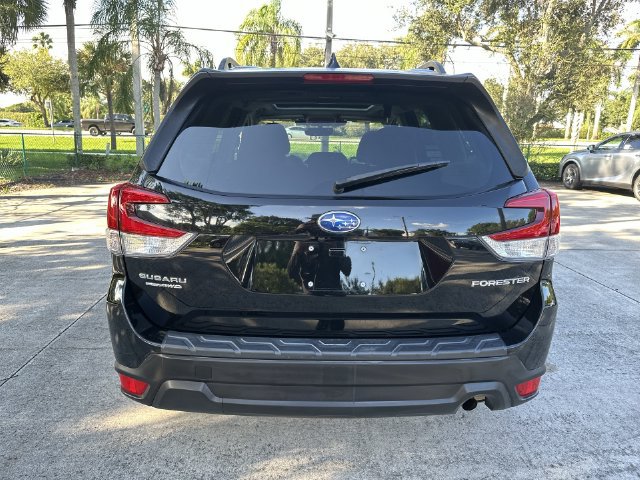 Certified 2022 Subaru Forester Premium w/ Popular Package #2 AWD/4WD image 24