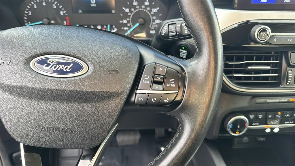 Used 2022 Ford Escape SE w/ SE Sport Appearance Package image 15