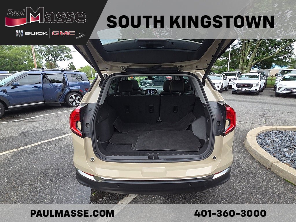 Certified 2023 GMC Terrain AT4 w/ Infotainment Package II AWD/4WD image 27