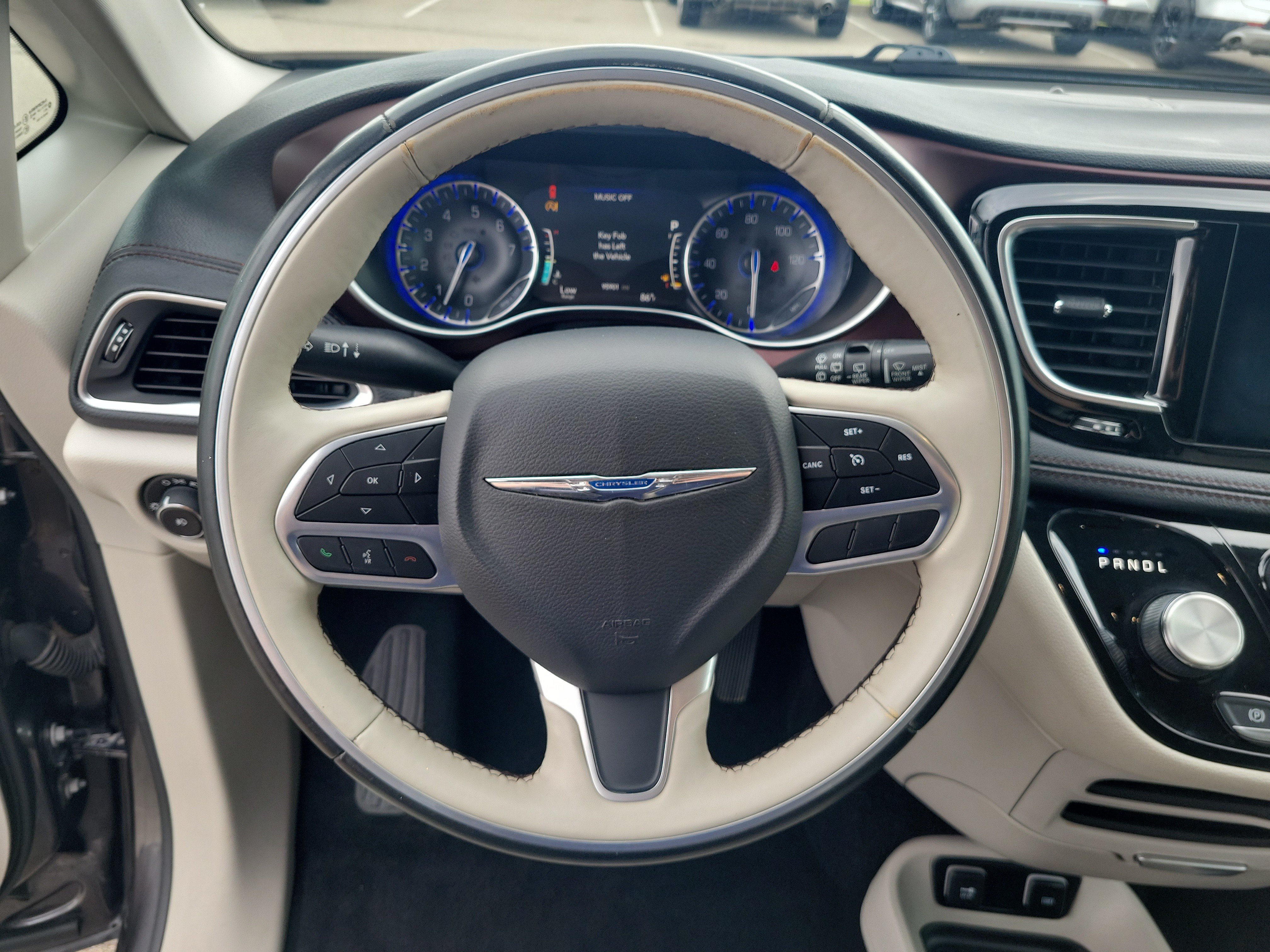 Used 2019 Chrysler Pacifica Limited FWD image 22