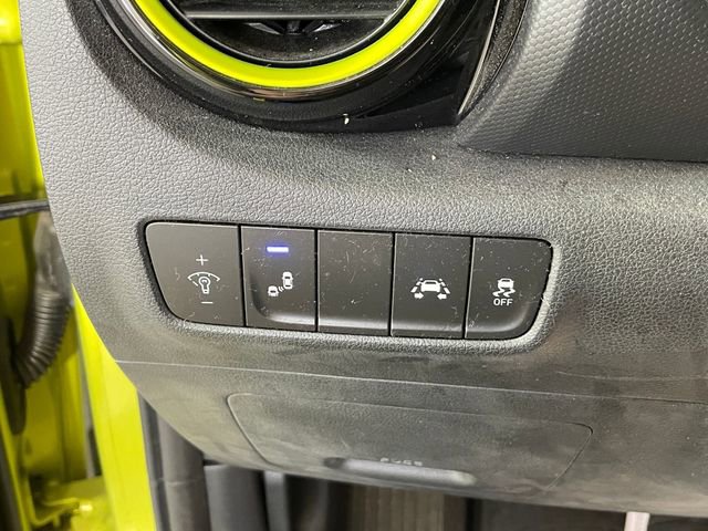 Used 2019 Hyundai Kona Limited AWD/4WD image 10