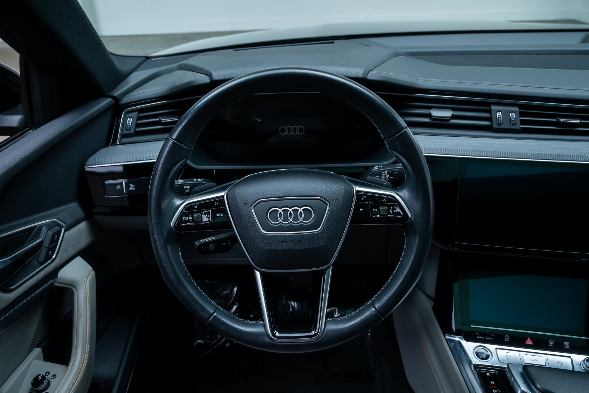 Used 2024 Audi Q8 e-tron Prestige w/ Prestige Package AWD/4WD image 11