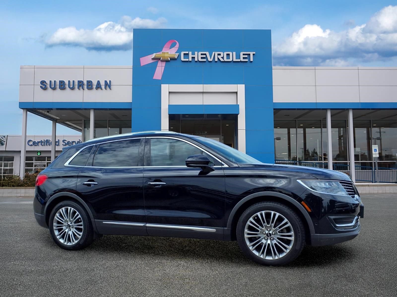 Used 2017 Lincoln MKX Reserve w/ Luxury Package AWD/4WD image 4