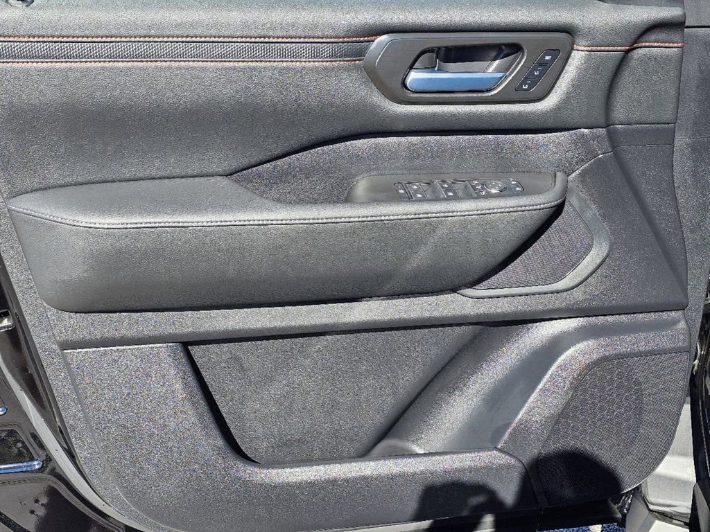 New 2025 Nissan Armada PRO-4X w/ Pro-4X Premium Package image 13