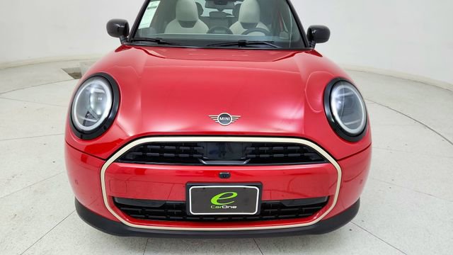Used 2025 MINI Cooper 4-Door Hardtop image 9