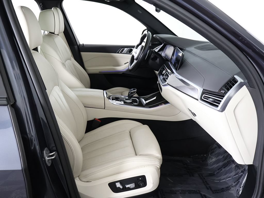 Used 2022 BMW X5 M50i AWD/4WD image 38