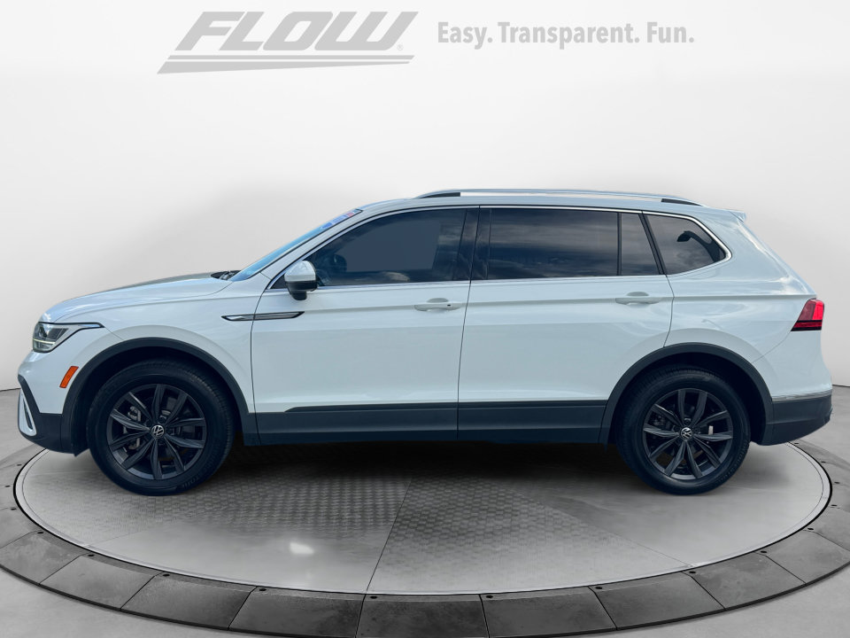 Used 2022 Volkswagen Tiguan SE FWD image 5