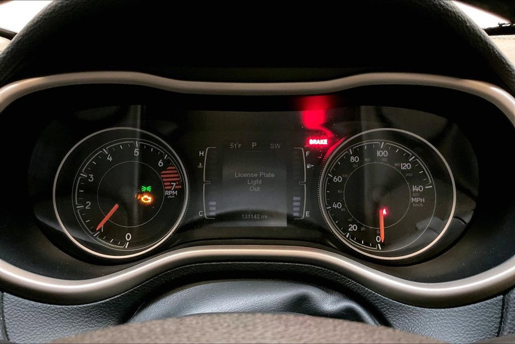 Used 2016 Jeep Cherokee Latitude AWD/4WD image 15