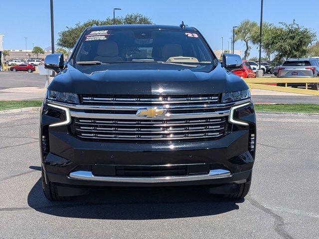Used 2023 Chevrolet Suburban Premier AWD/4WD image 2