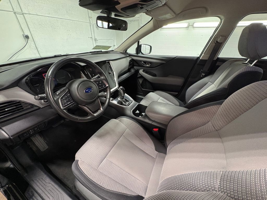 Used 2024 Subaru Outback Premium image 24
