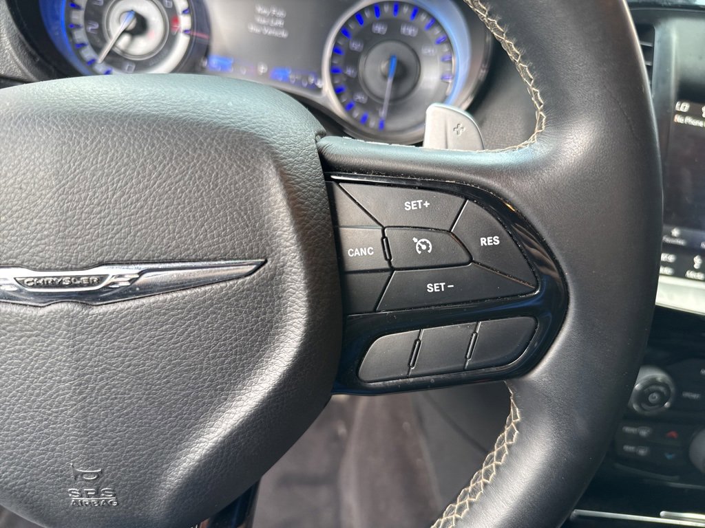 Used 2018 Chrysler 300 S w/ 300S Premium Group image 30