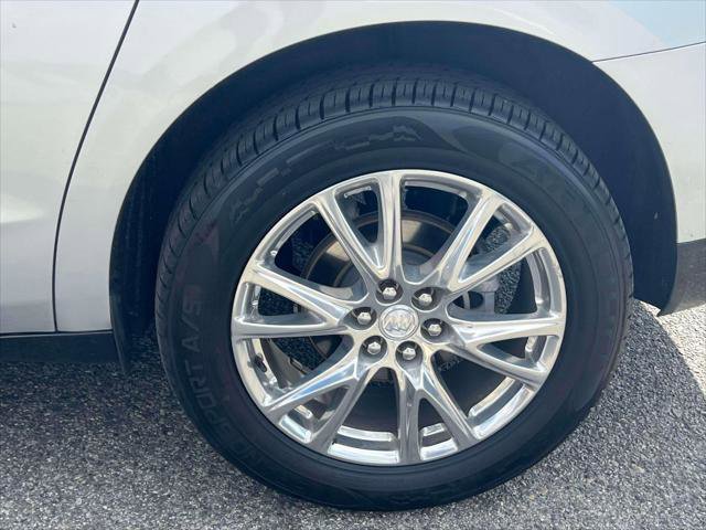 Used 2022 Buick Enclave Premium w/ Experience Buick Package image 6