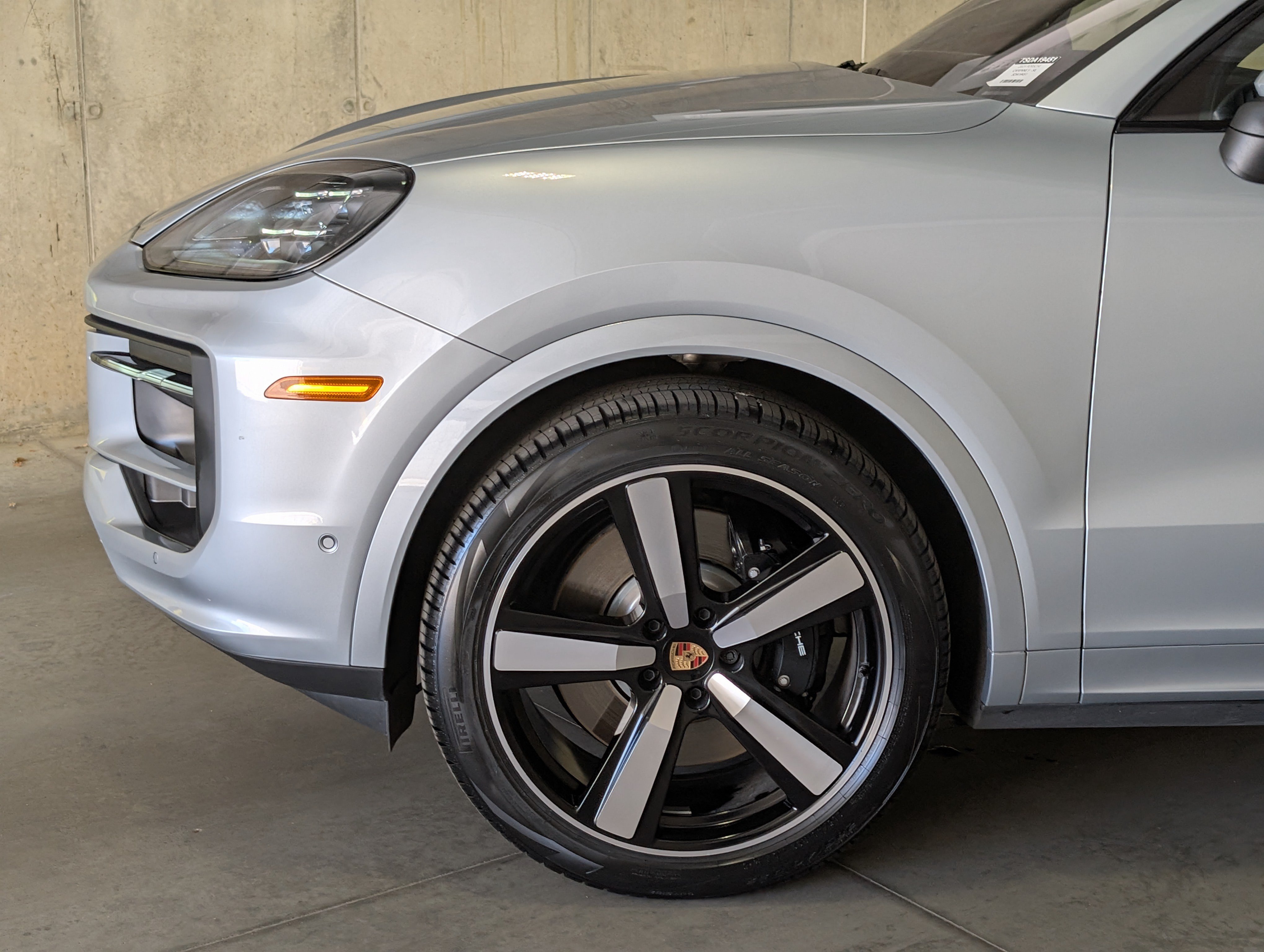 Certified 2025 Porsche Cayenne S AWD/4WD image 14