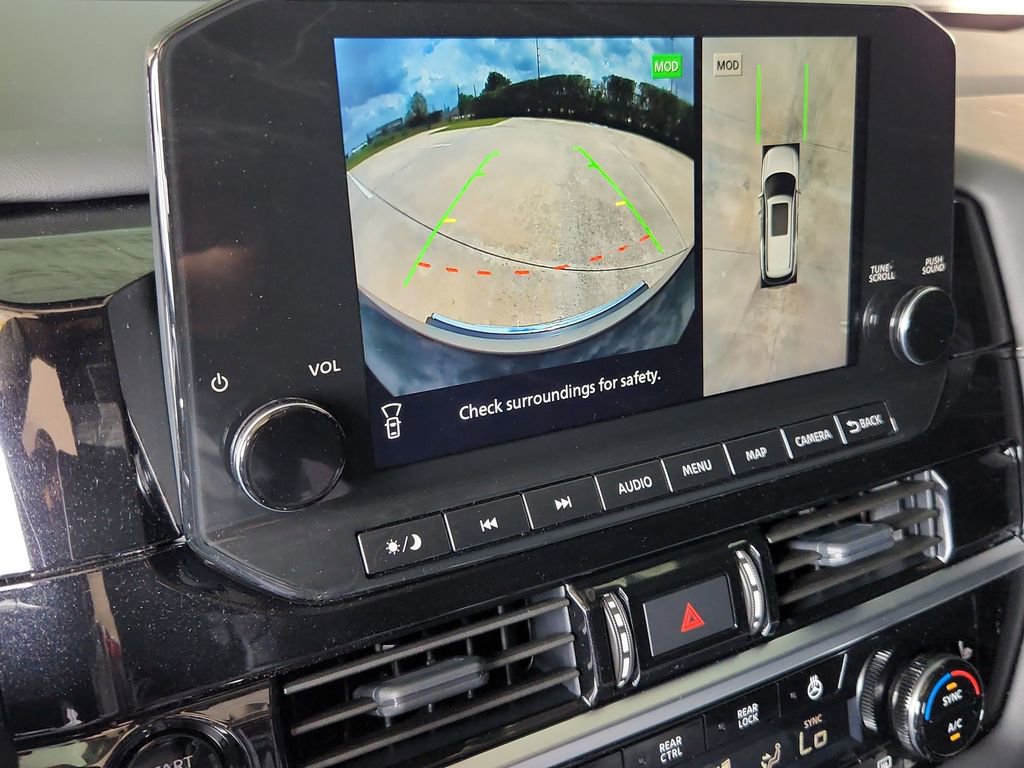 Certified 2025 Nissan Pathfinder SL image 23