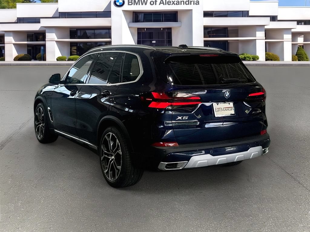 New 2026 BMW X5 xDrive50e w/ Executive Package AWD/4WD image 7