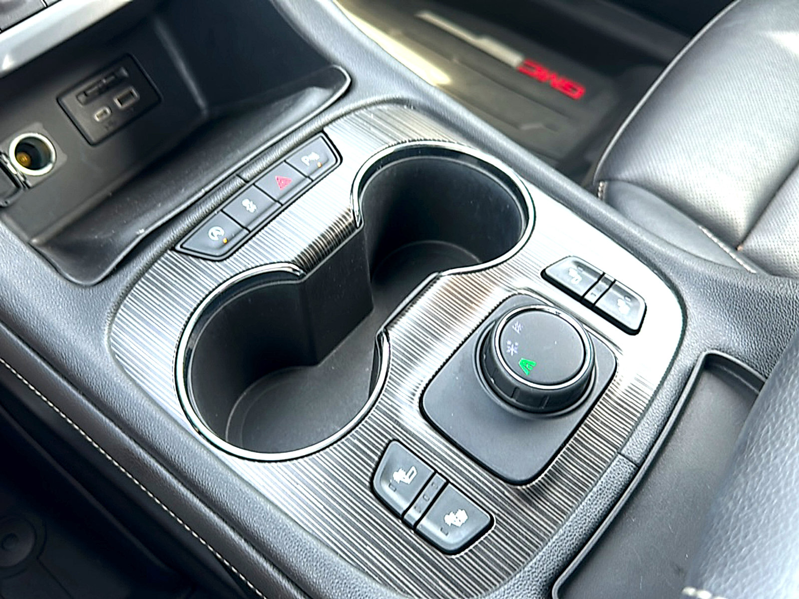 Used 2020 GMC Acadia SLT image 35