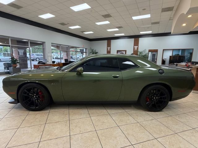 Used 2023 Dodge Challenger R/T w/ Shaker Package RWD image 4