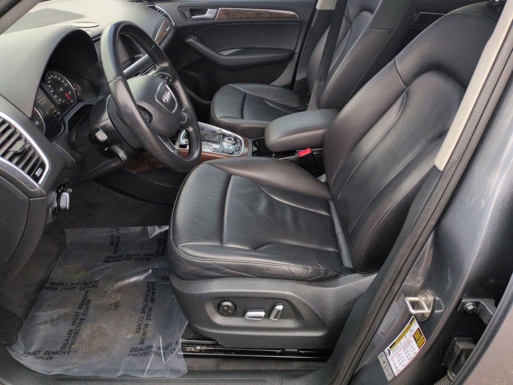Used 2016 Audi Q5 2.0T Premium Plus w/ Technology Package AWD/4WD image 12