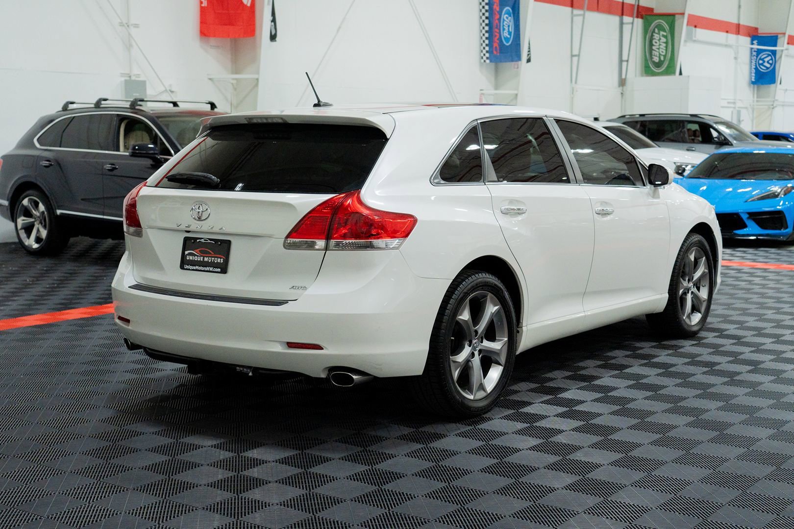 Used 2011 Toyota Venza AWD w/ Premium Pkg #2 image 8