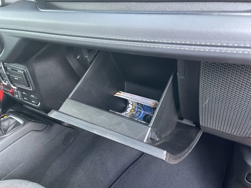 Used 2025 Jeep Wrangler Unlimited Rubicon image 33