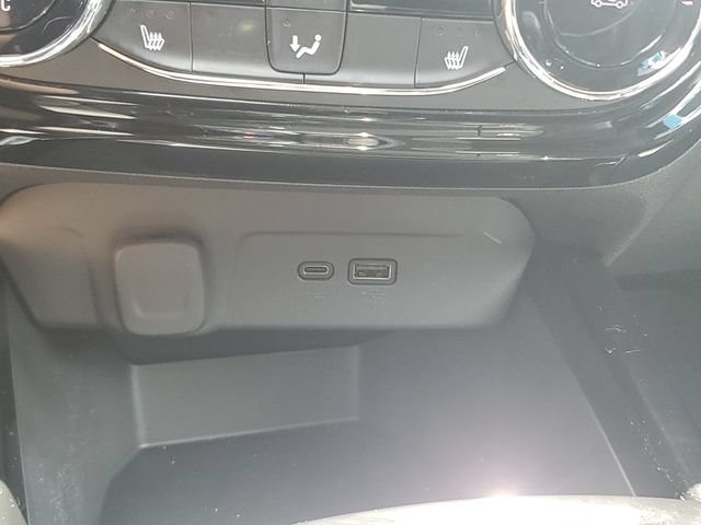 Used 2024 Chevrolet Trax ACTIV w/ Driver Confidence Package FWD image 30