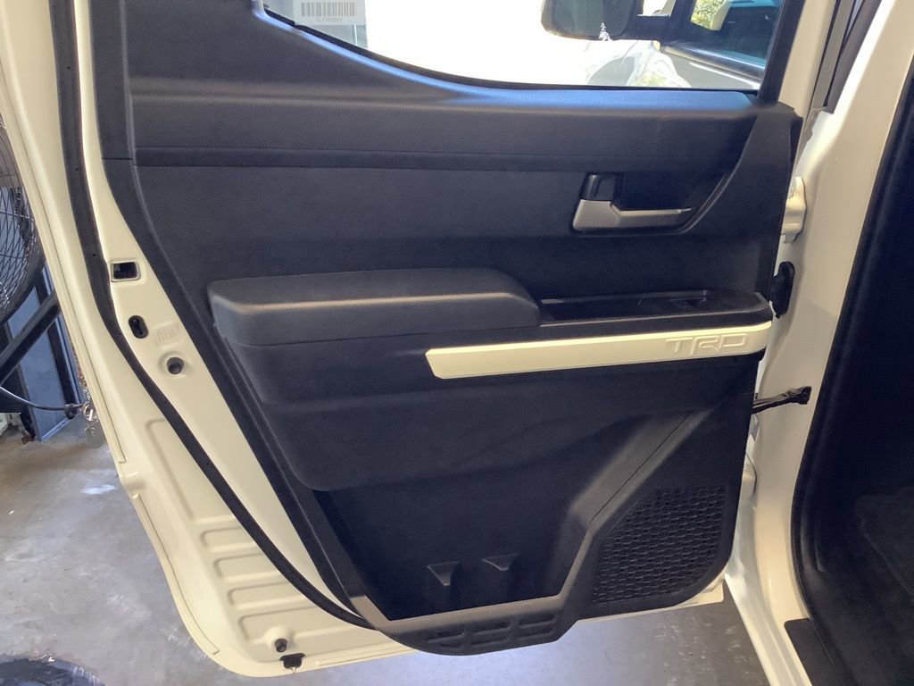 Used 2024 Toyota Tacoma TRD Off-Road image 33