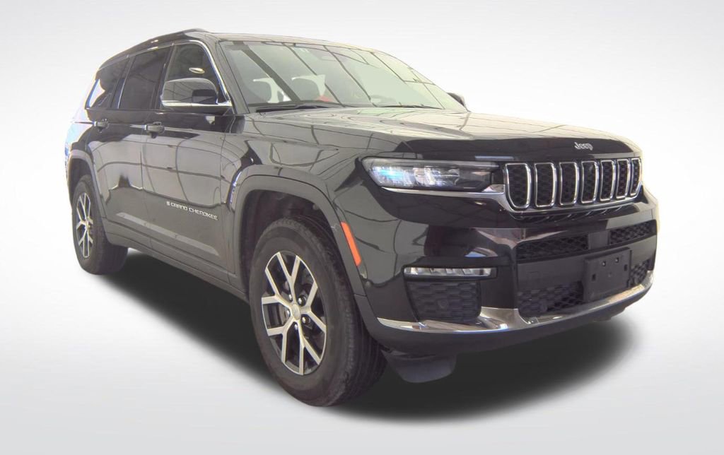 Used 2024 Jeep Grand Cherokee L Limited w/ Luxury Tech Group II image 14